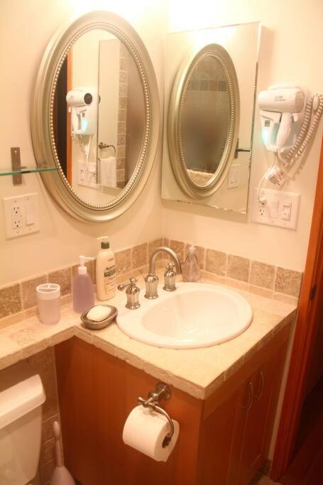 Luxury 1 Bedroom Unit-Walk To Beach -Baby Friendly لوس أنجلوس المظهر الخارجي الصورة